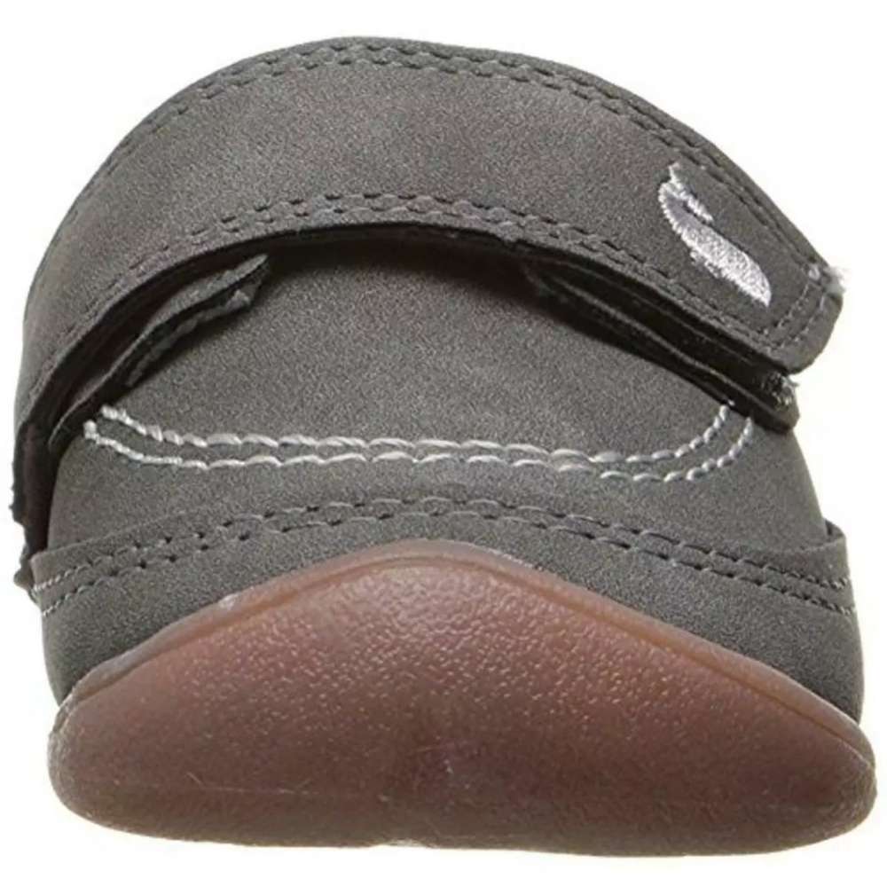 NWT CARTERS Baby shoes. 2.5 6-9 months - Picture 4 of 7